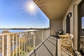 1 Mi to Disney Lakefront Condo with Pool Access!